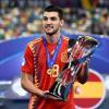 Rafa Mir pone rumbo al Aris: el Sevilla hace oficial su cesión