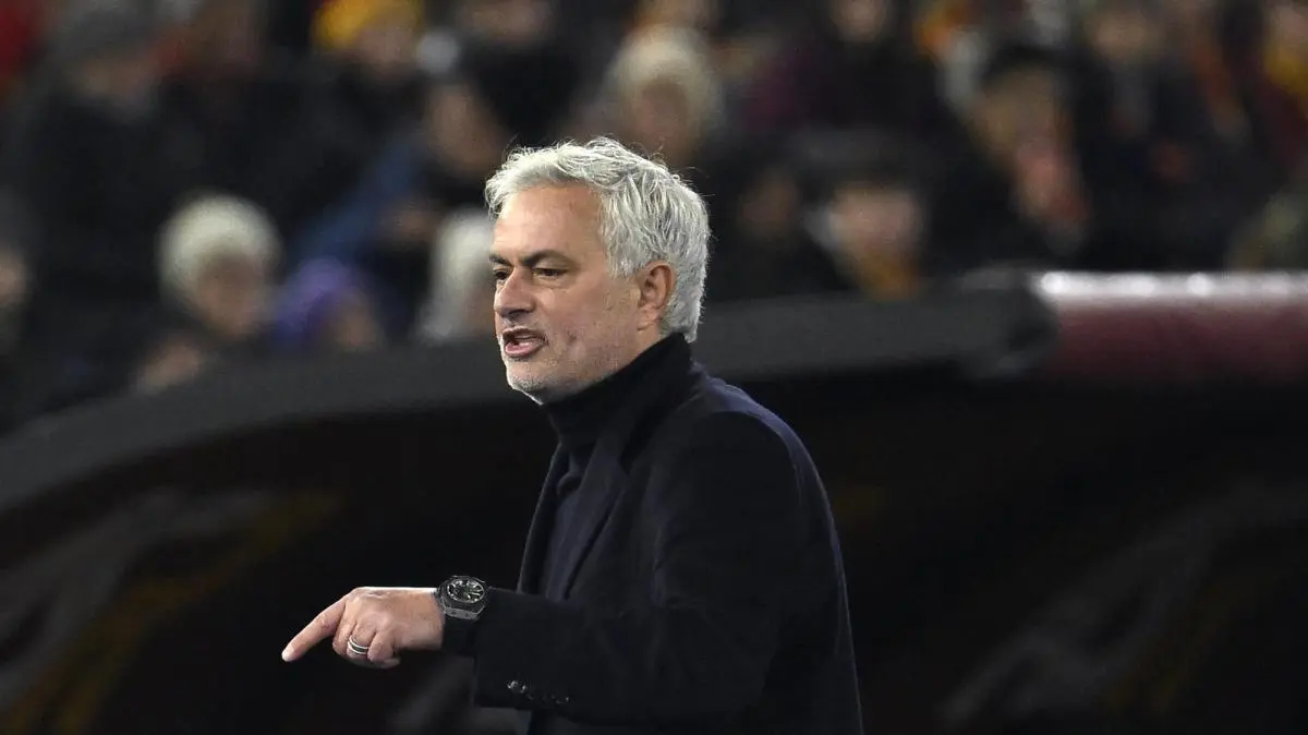 Mourinho pide dos fichajes más al Real Madrid este verano