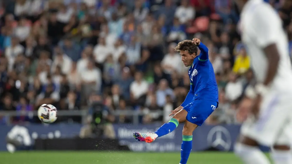 Luis Milla ficha por el Como de Cesc Fábregas hasta 2029