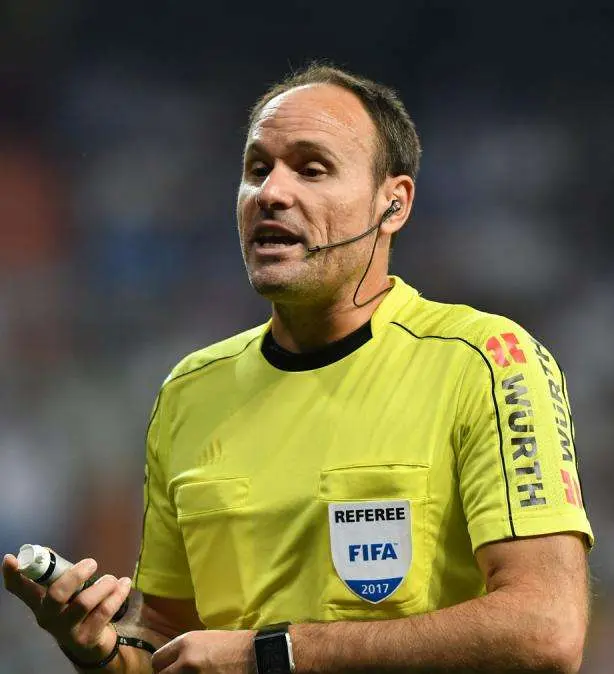 Mateu Lahoz dirigirá el Sevilla FC - Real Betis