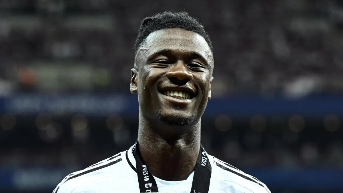 El Manchester United vuelve a poner sus ojos en Eduardo Camavinga