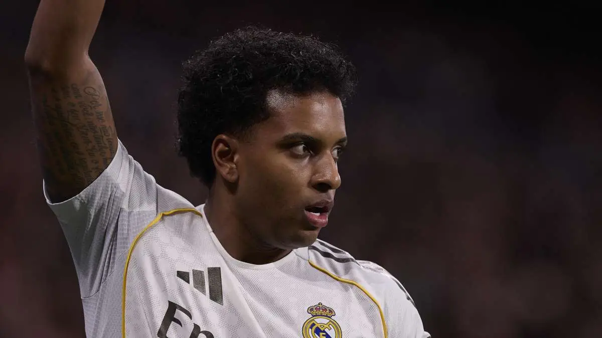 Rodrygo vuelve a entrenar con balón y su regreso cada vez se acerca más