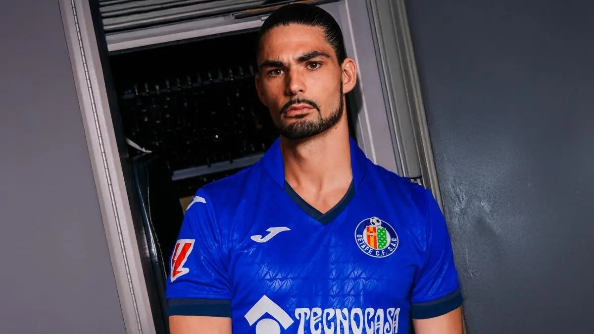 El Getafe CF hace oficial el fichaje de Saba Sazonov
