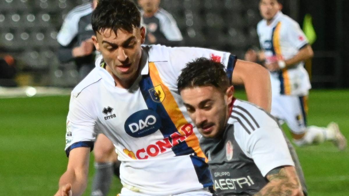 UFFICIALE - Juve Stabia, dal Bologna arriva Caccavo