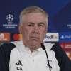 Comincia la conferenza, Ancelotti: "Un abbraccio alle famiglie di Izquierdo ed Eriksson"...