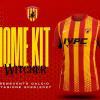 Il Benevento presenta la nuova maglia: tema particolare per le strisce gialle
