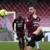 Salernitana, in ritiro con tanti "casi" e zero volti nuovi. Pressing viola su Dia...
