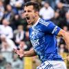Kempf al bivio: il rinnovo con il Como ha un costo. E il Dortmund bussa alla porta...