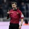 A Bolzano si rivede La Penna. L'arbitro del rosso a Kalulu è promosso a pieni voti...