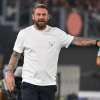 Roma, il day after di De Rossi: il tecnico al funerale dell'ex medico sociale Alicicco...