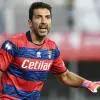 16 giugno 2021, Gianluigi Buffon ritorna a Parma. Con chiari riferimenti a Superman