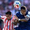 Mbappe nervoso, ma il Paraguay non è stato scorretto: zero cartellini, non accadeva...