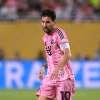 Messi regala la maglia a Djalminha: "Con lui è sempre un piacere, è un fenomeno"