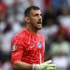 Un nuovo portiere per De Zerbi: Dubravka firma per il Tottenham. E ora Vicario?