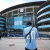 Cori anti Bobby Charlton, il Manchester City si scusa con lo United