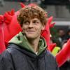 Sinner sempre più nella storia dello sport italiano: Zverev ko in 4 set e bis a Wimbledon...
