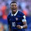 La Francia vince la prima partita sporca del suo Mondiale: 1-0 al Paraguay, decide...