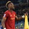 Miracolo di Haikin su Abraham. L'attaccante inglese dà il cinque al portiere russo...