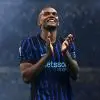 Akanji scopre del rinnovo di Chivu con l'Inter: "Non lo sapevo, è bello lavorare con lui"