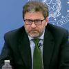 Zampolli chiede a Trump il ripescaggio dell’Italia al Mondiale. Il ministro Giorgetti:...