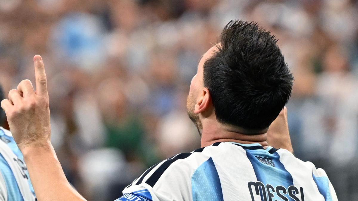 L'Argentina vola grazie a Leo Messi. Sono già 5 i gol al Mondiale, 18 quelli del record