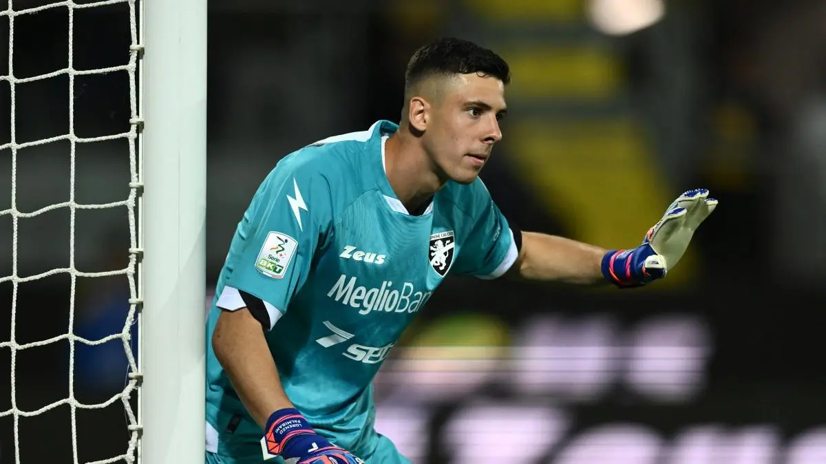 Frosinone, Palmisani: "L'arrivo di Desplanches mi stimola. Ho fatto i complimenti a Rovella"