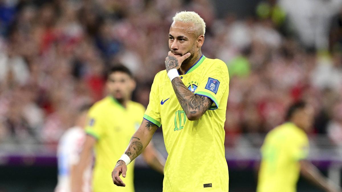 Neymar: "Il Brasile può vincere, se rimane unito. Vinicius è la nostra stella in questo Mondiale"