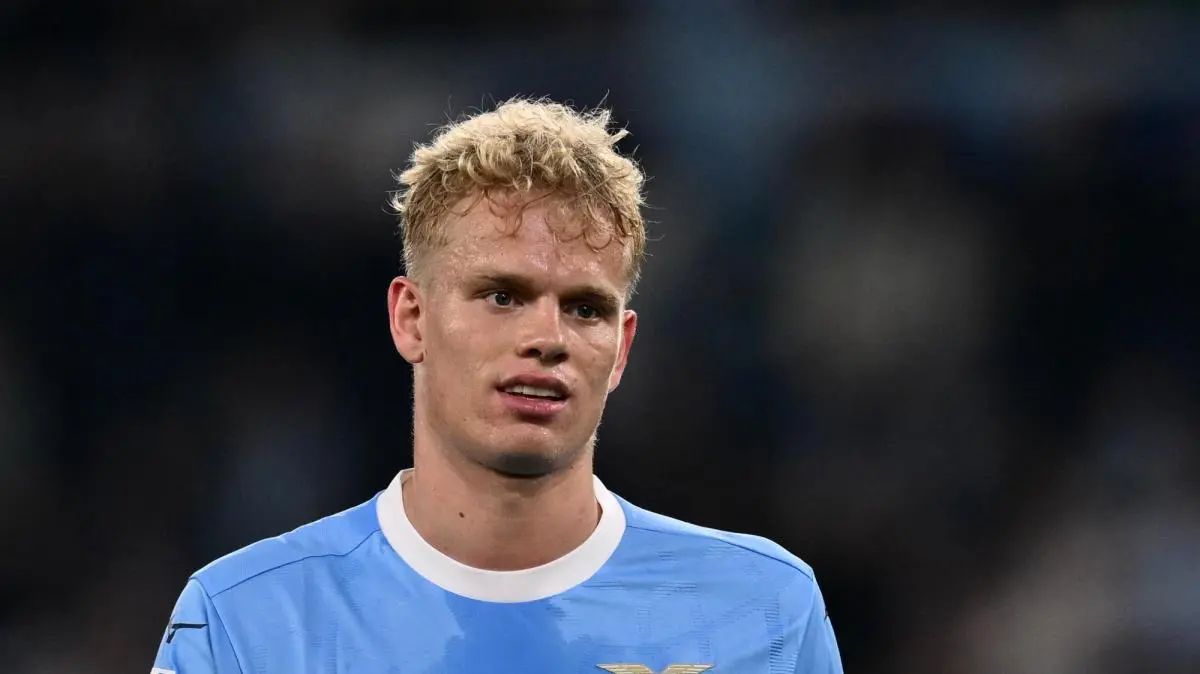 Lazio, Provstgaard piace allo Sporting CP. Il club fa muro, il centrale piace a Gattuso