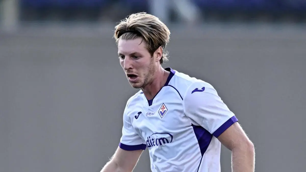 Lazio, occhi in casa Fiorentina: due centrocampisti restano in lista, ma il nodo è la formula