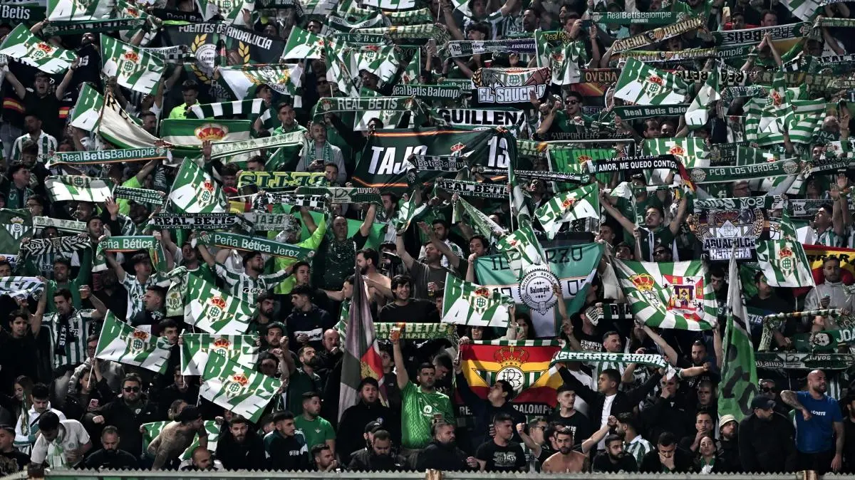 Betis, due cessioni e un innesto per le giovanili: via Garcia e Petit, dentro un ex Lazio