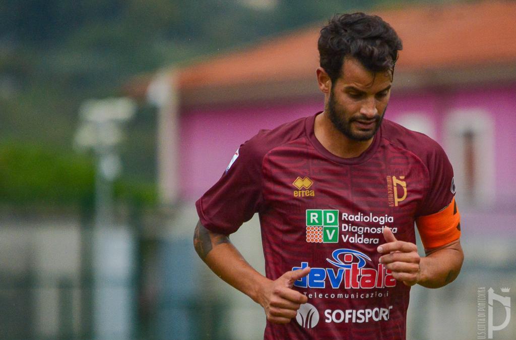 Il Pontedera scarica capitan Caponi: "Puoi trovare un’altra squadra. Il progetto è cambiato"