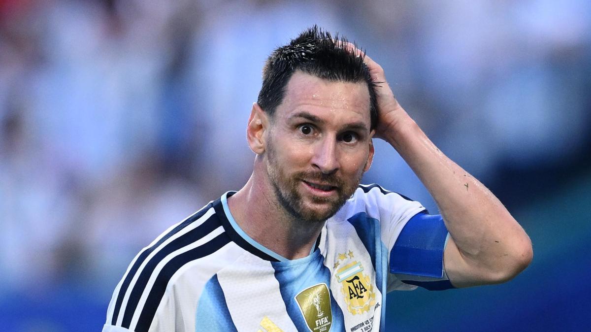 Messi una locura: brutto rigore con l'Egitto, golazo per farsi perdonare e pianto liberatorio
