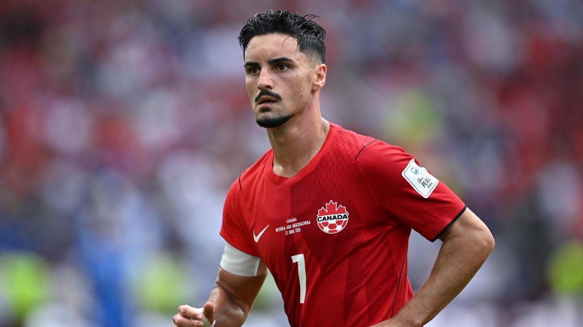 Eustaquio manda il Canada agli ottavi, la sua storia commuove: "Quando ho tirato..."