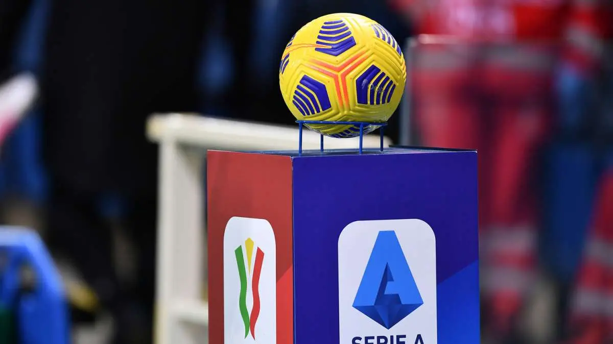 Il Messaggero: "Diritti tv, salta l'assemblea. Presidenti allo scontro per i fondi"