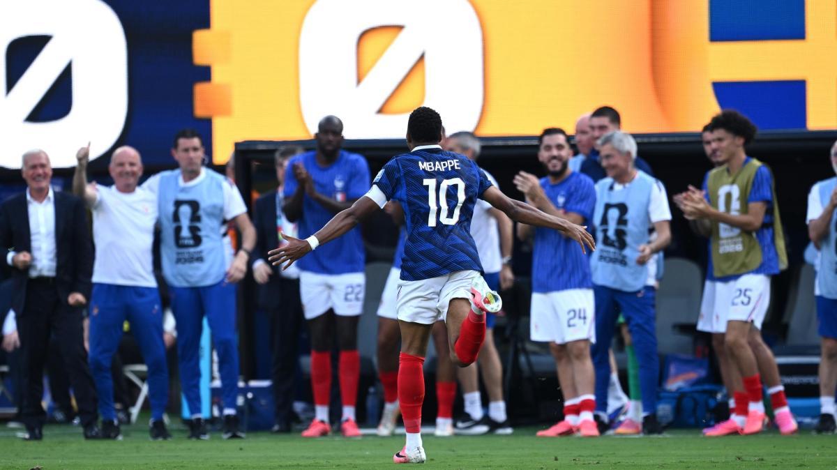 Doppietta di Mbappé e gol di Barcola: la Francia travolge la Svezia e vola agli ottavi