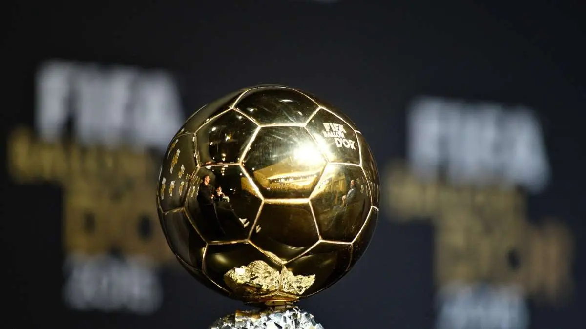 Pallone d'Oro, i 30 finalisti: out CR7 e Salah, per la Serie A c'è solo Lautaro Martinez