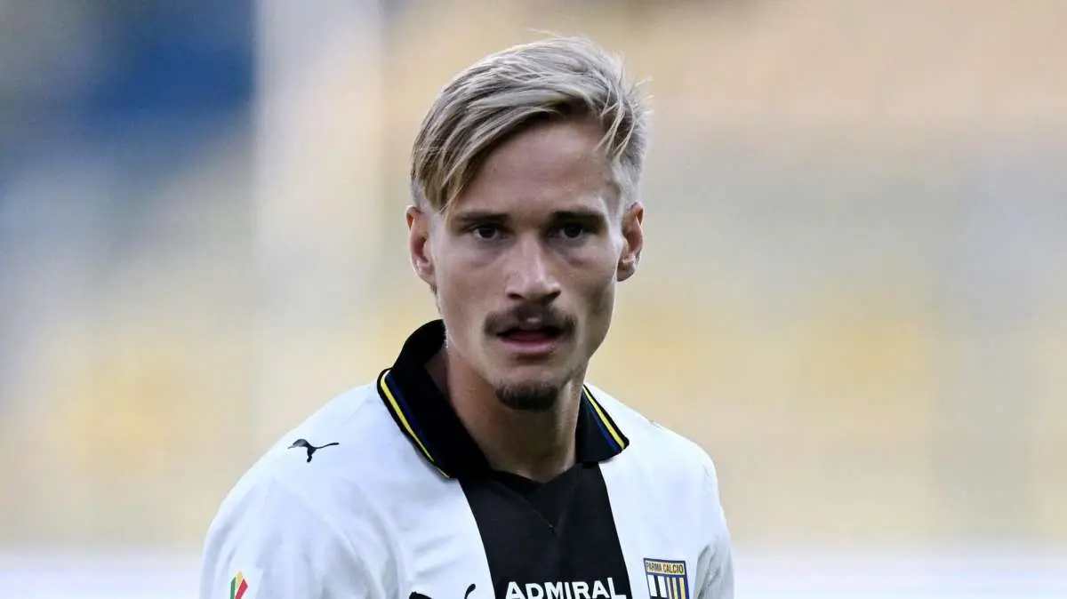 Due club su Almqvist, il Parma fa muro. Ma occhio alla Lazio se parte Cancellieri