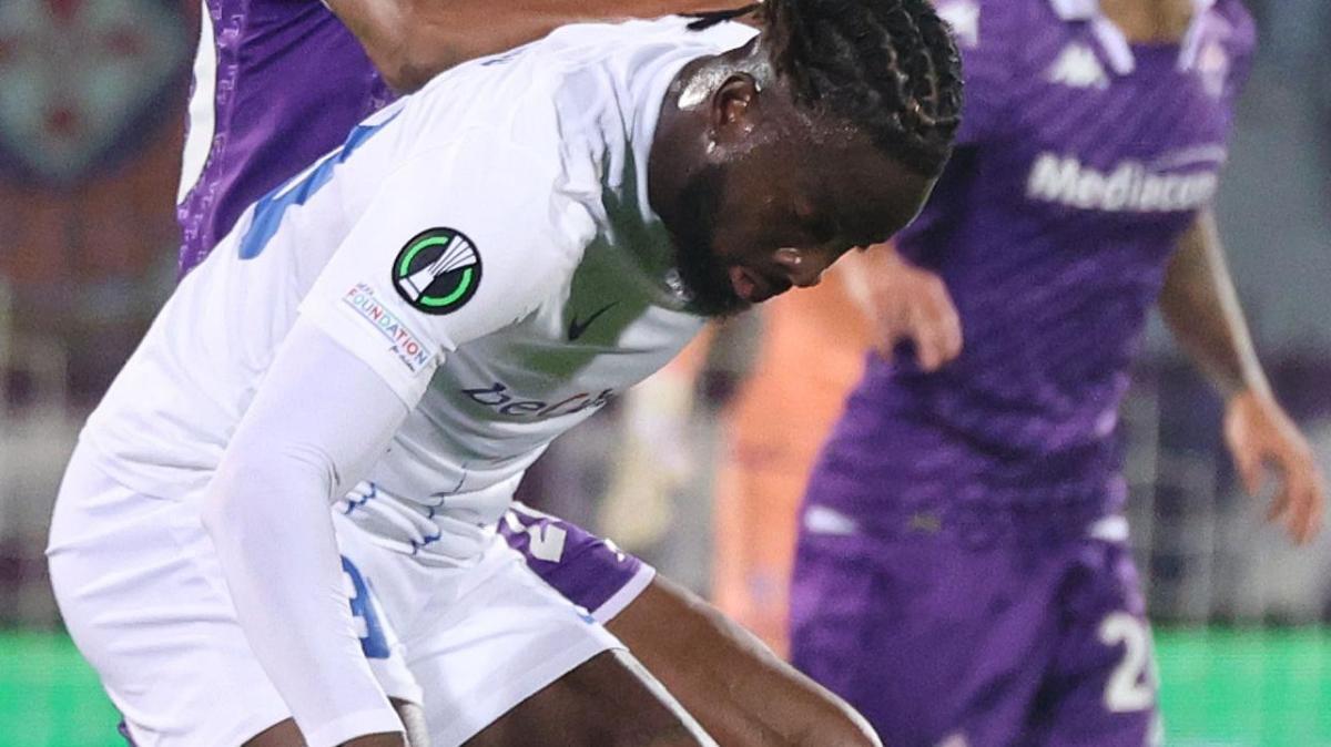 Niente Serie A, Tolu Arokodare si presenta bene in Olanda: debutto con gol all'Ajax