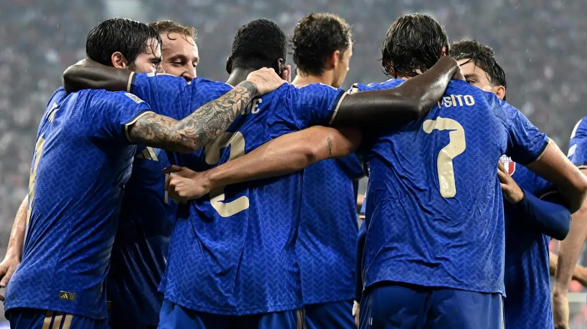 Quest'Italia diverte tutti tranne i turchi: 3-0 a Bursa all'intervallo. Fischi per Montella