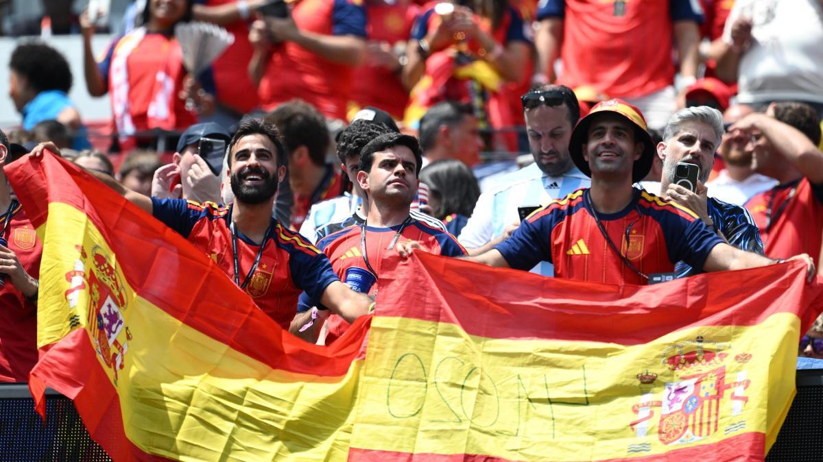 Mondiale alla Spagna: festa a Times Square, anche degli argentini