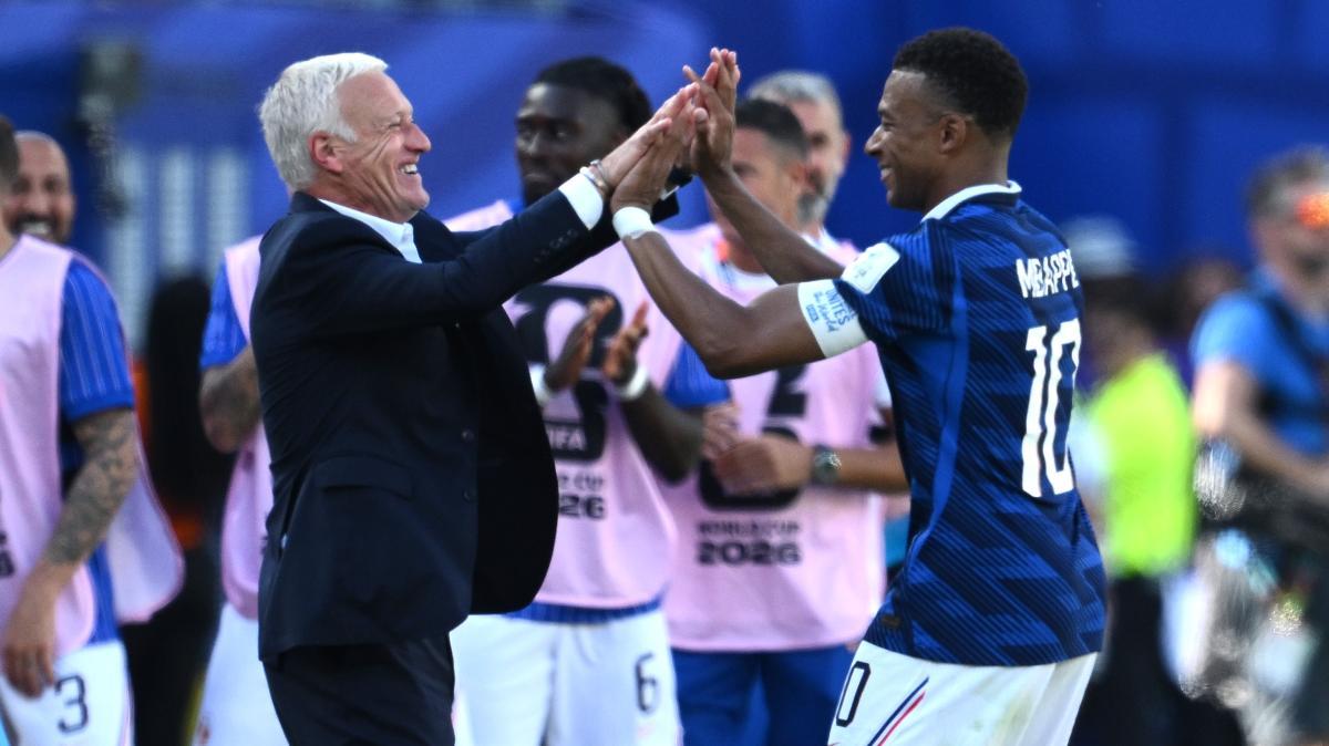 Francia, Deschamps strega Ibra: "Allenatore incredibile, la gente pensa sia facile..."