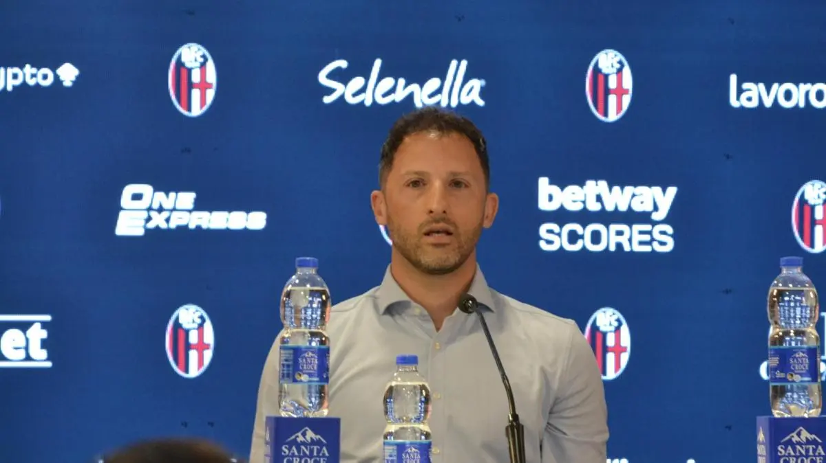 Bologna, Tedesco: "Orsolini capitano. Manca ancora qualcosa sul mercato"