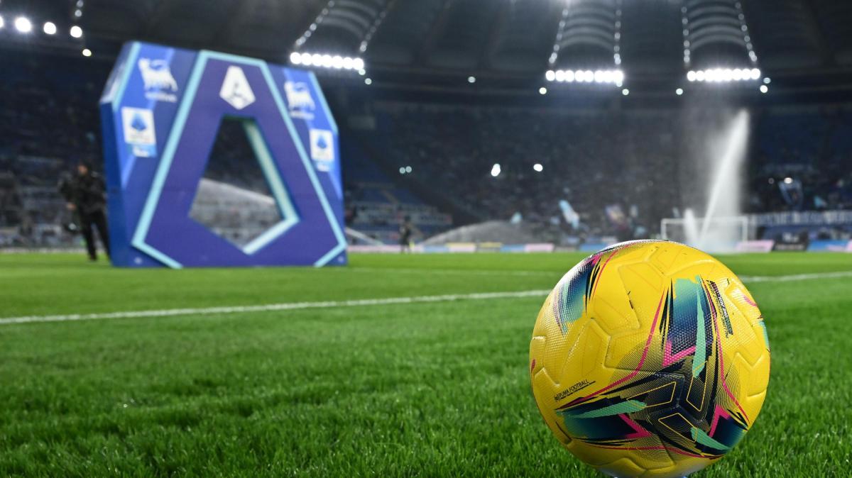 Depositato il DDL per riformare il Calcio: tetto ai procuratori e prelievo sulle scommesse