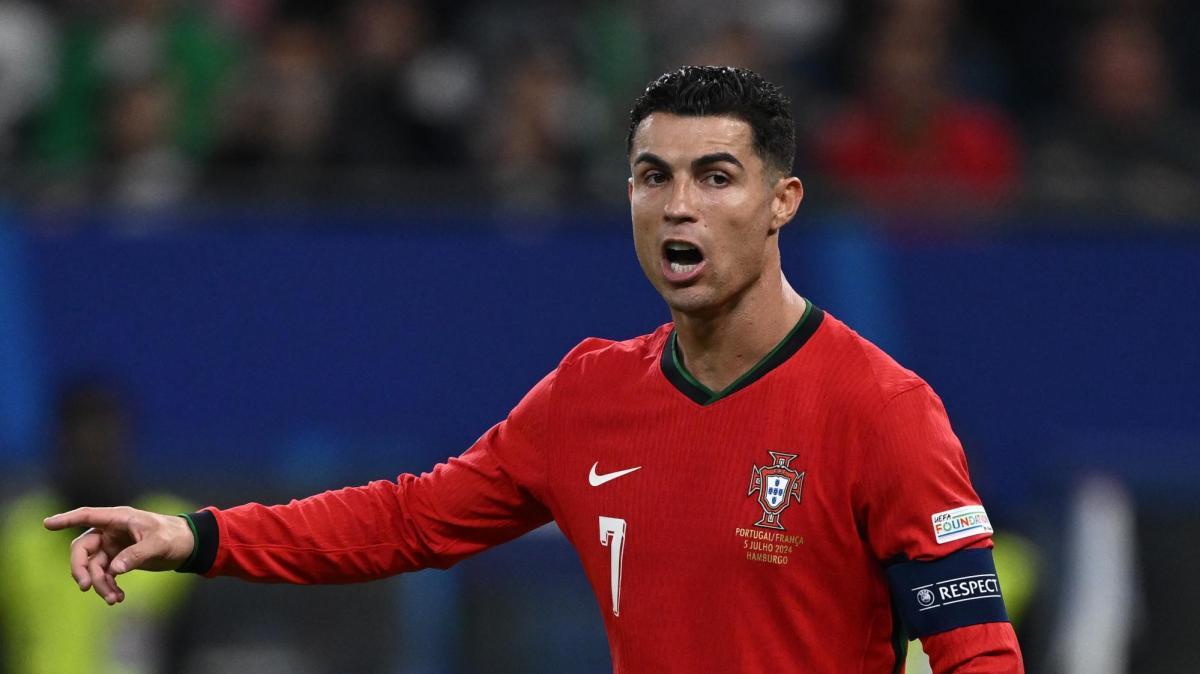 Portogallo in vantaggio, Ronaldo scrive la storia: 6° Mondiale di fila a segno. E non solo