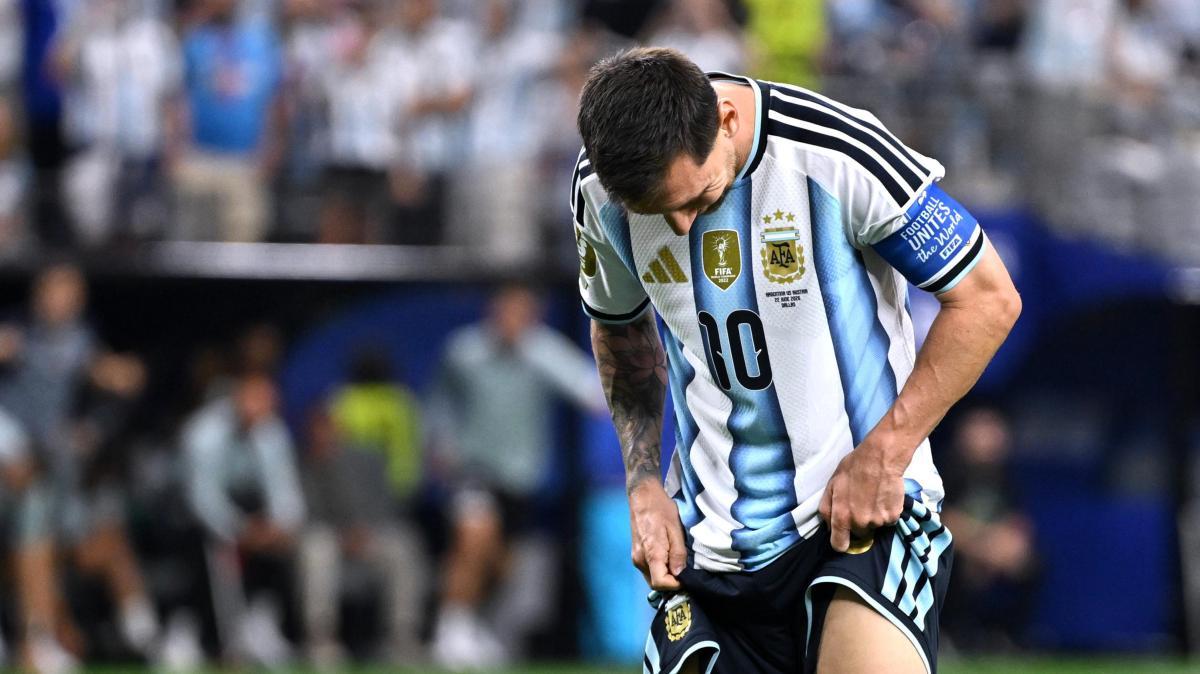 Argentina, la Federcalcio è nel caos: rinviato a giudizio il presidente Tapia per evasione