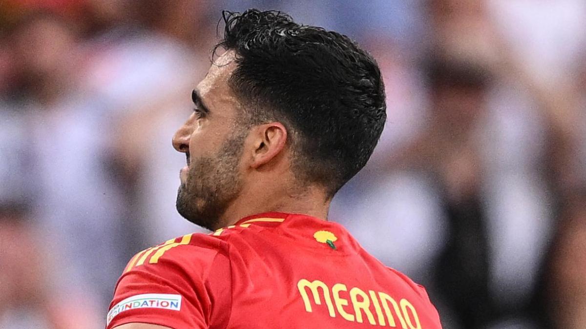 Alla fine spunta Merino: l'uomo della provvidenza due anni dopo il gol alla Germania