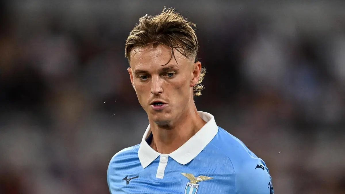 Solo una lieve lussazione alla spalla per Gudmundsson: la Lazio tira un sospiro di sollievo