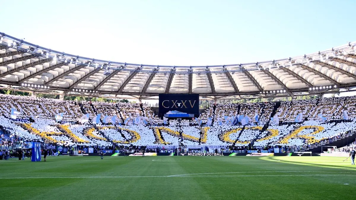 Lazio, presentate le nuove divise per la prossima stagione: ecco il kit "home" e la terza maglia